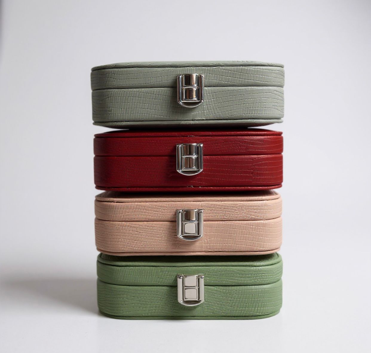 Minimal Jewelry Organiser