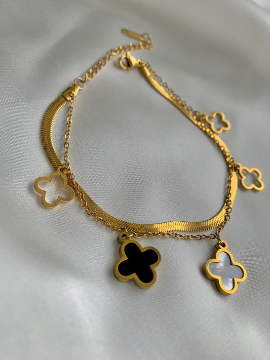 Van Cleef Chained Bracelet