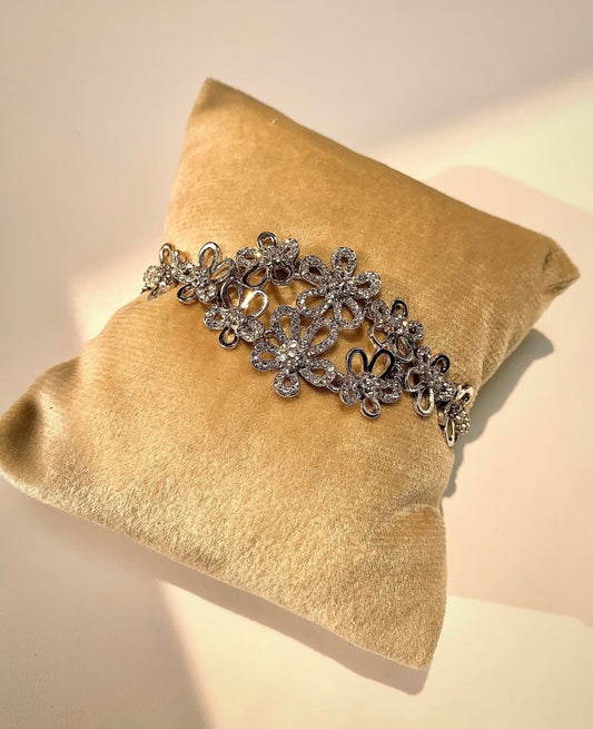 Zircon Stones Floral Bracelet