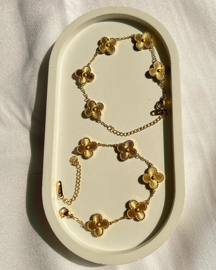 Clover Best Seller Bracelet