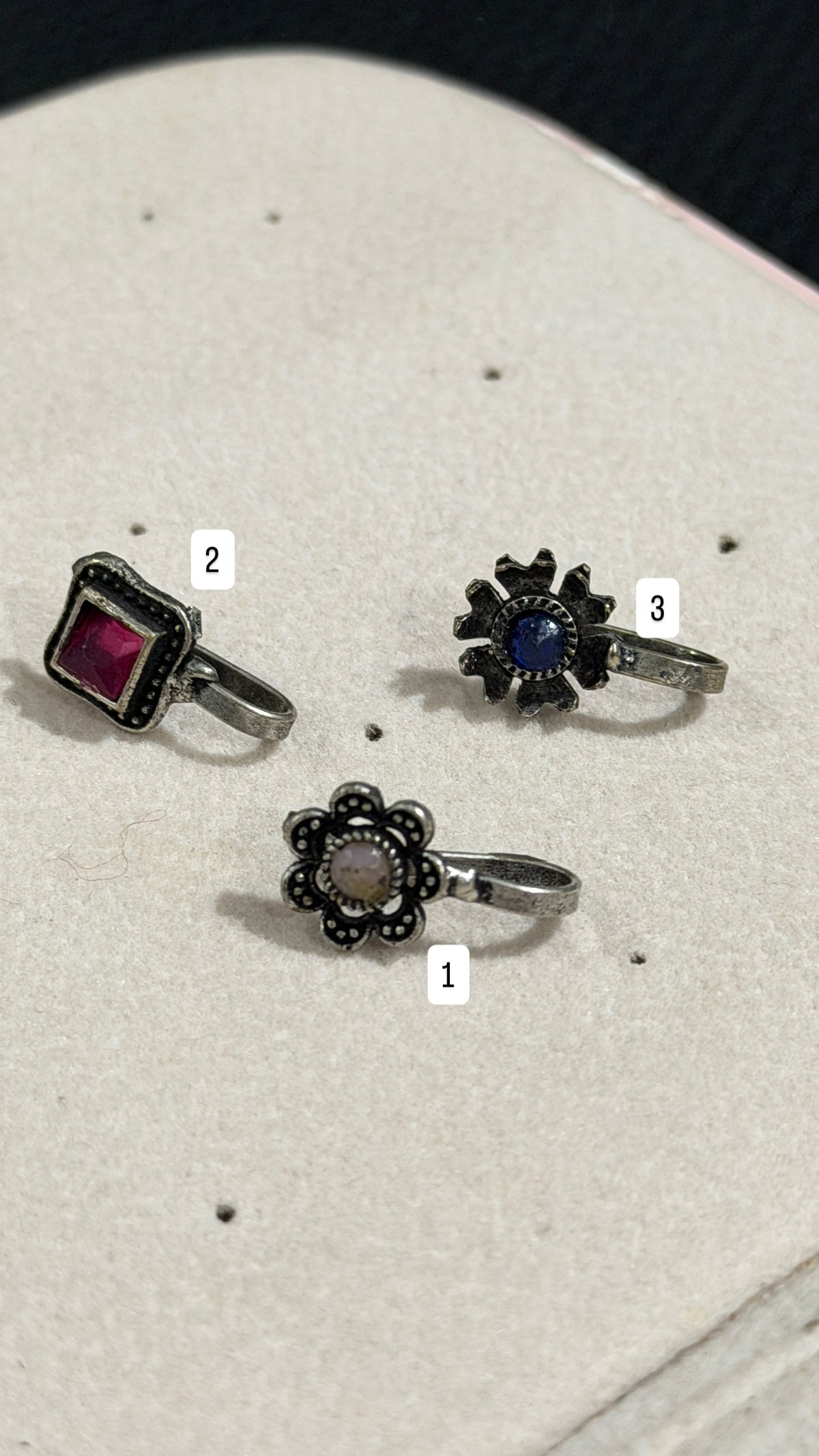 Oxidised Floral Nathli's