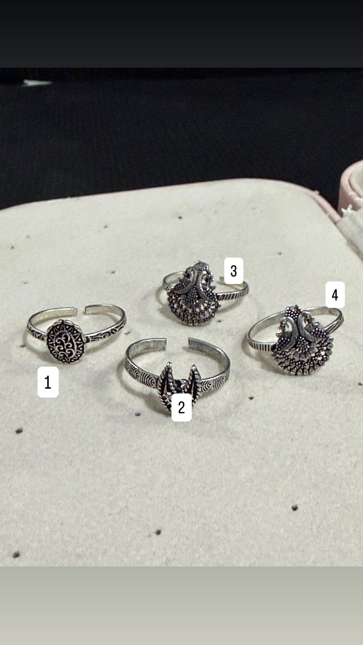 Oxidised Floral Rings
