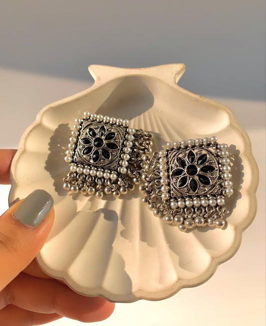 Frosted Oxidized Studs