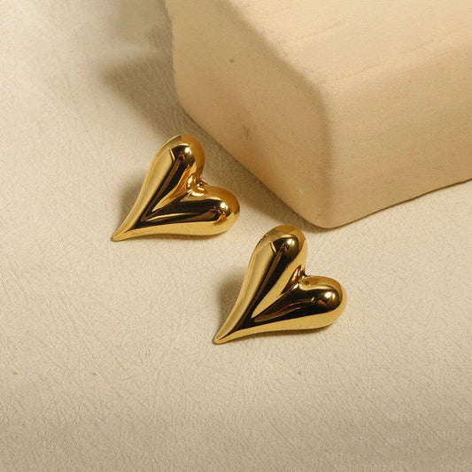 Tiny Hearts Studs