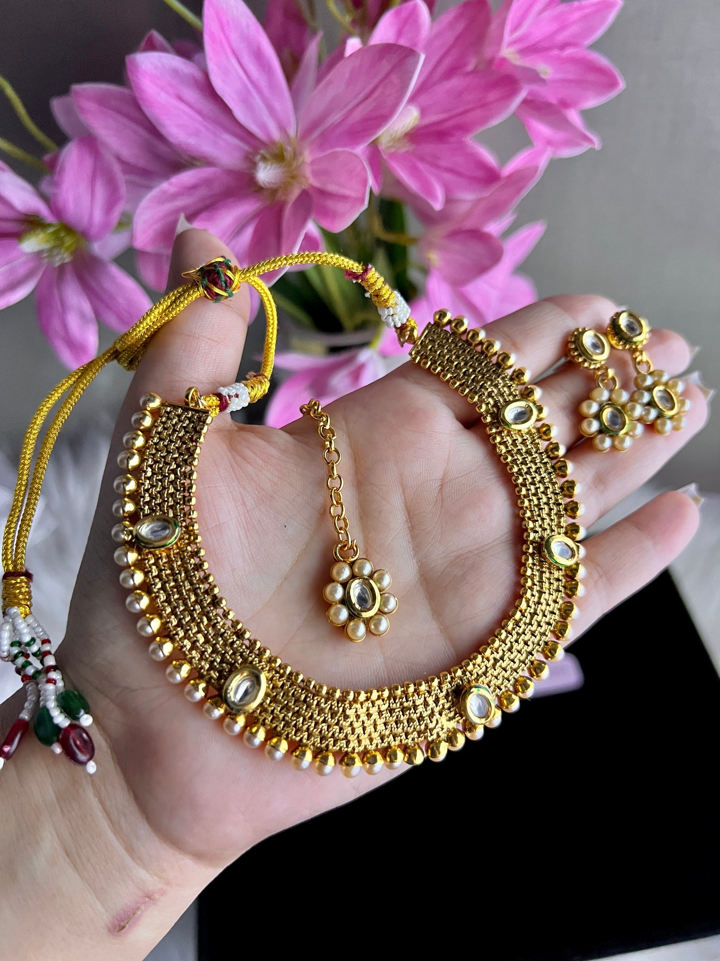 Rajwari Antique Choker