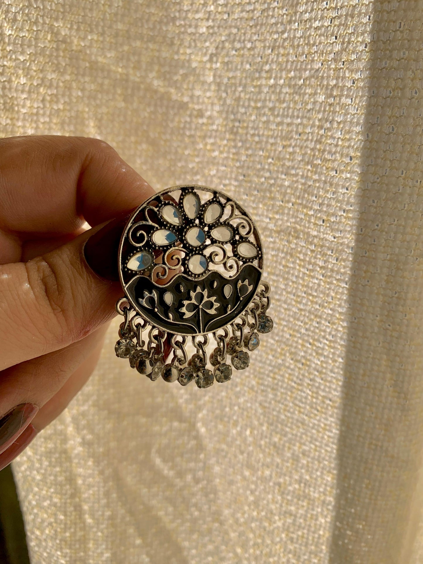 Oxidized Fusion Studs