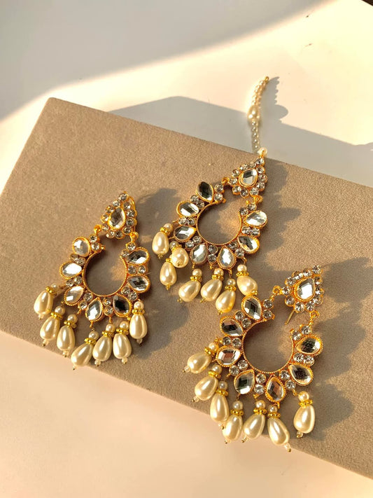 Kundun off-white Maang Tikka & Jhumkay