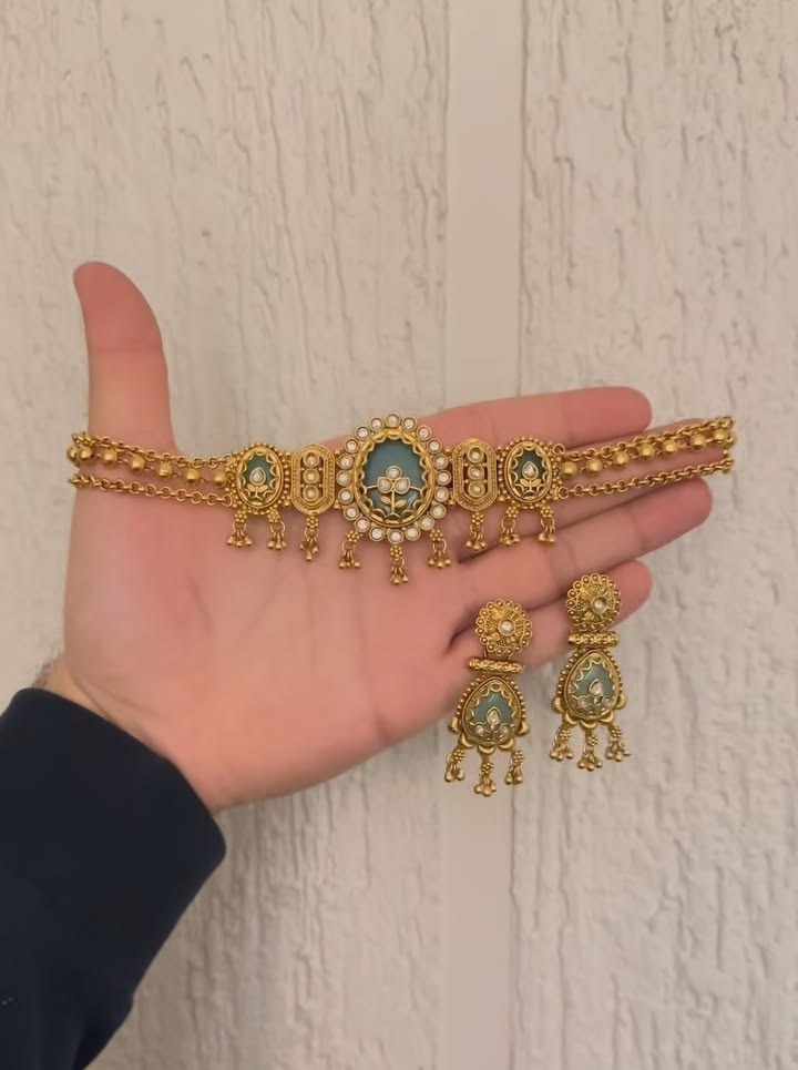 SOUTH INDIAN SETS