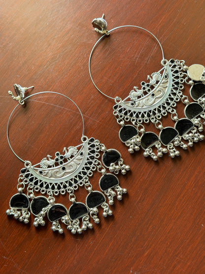 Ethnic Huge Baalis