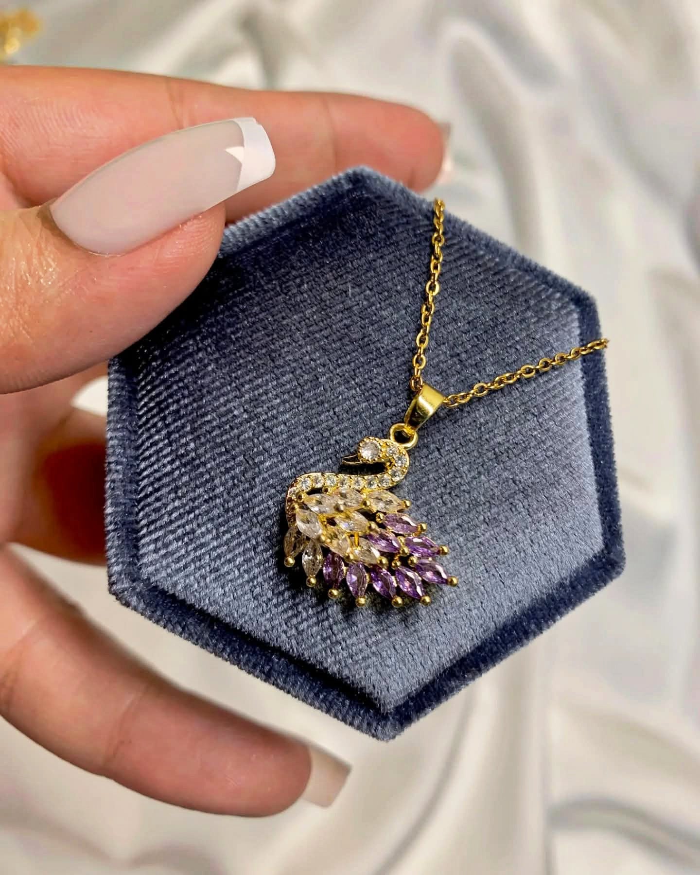 Swan Zircon Necklace