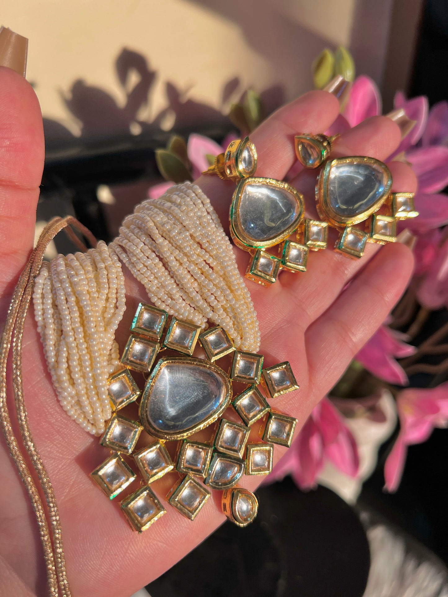 Kundan Pearls Heavy Choker