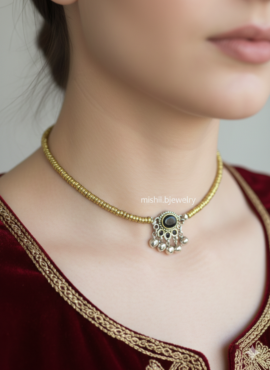 Gungro Dori Choker
