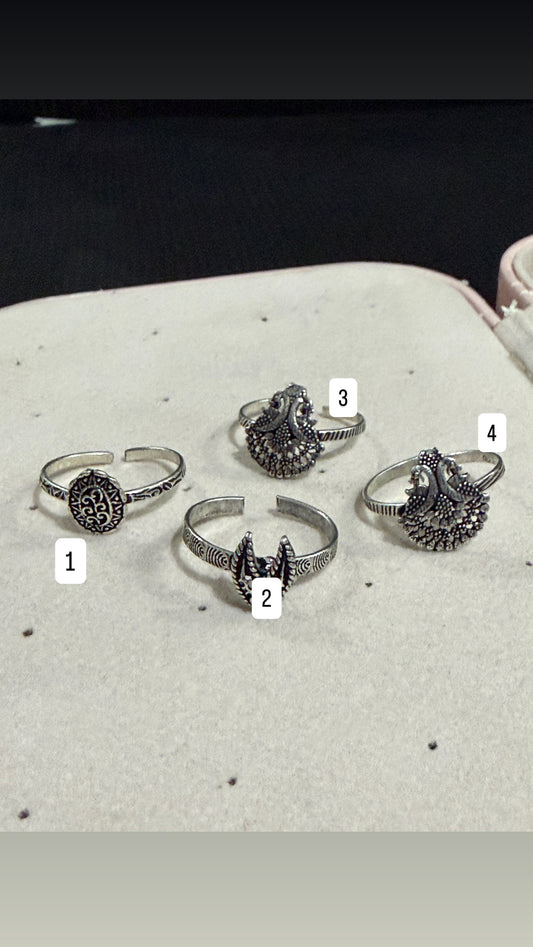 Oxidised Floral Rings