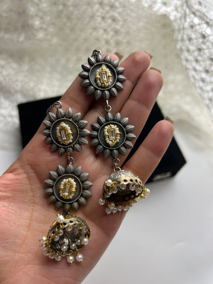 Teejh Sunflower Earrings