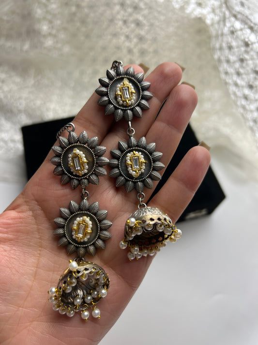 Teejh Sunflower Earrings