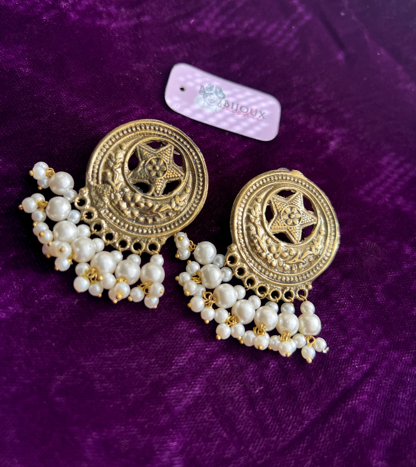 Sitara Pearly Studs