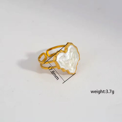 Minimal Heart Ring