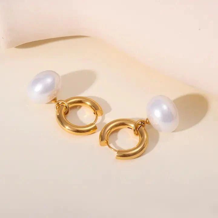 Pearly Studs