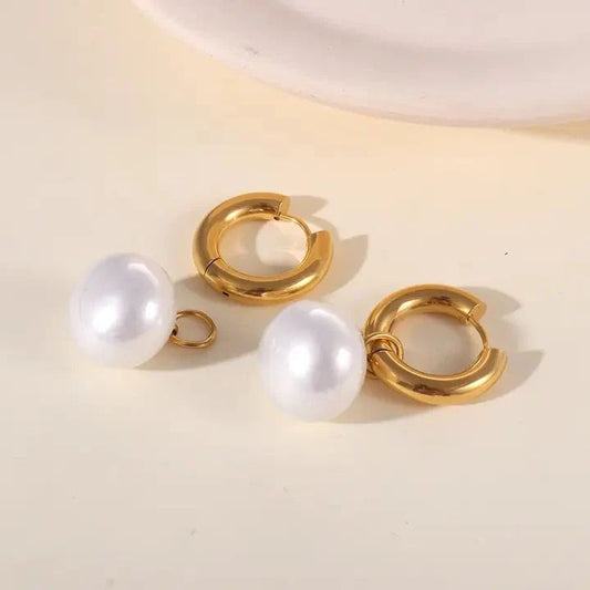 Pearly Studs