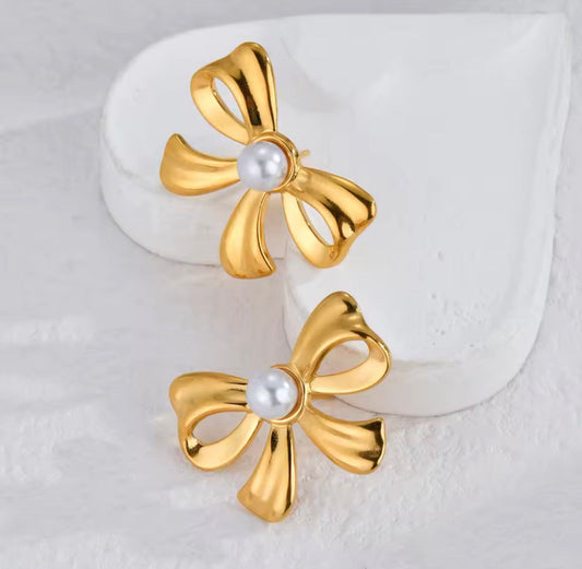 Cute Bow Studs