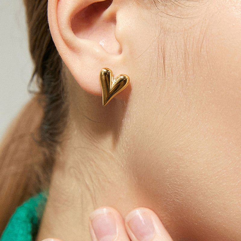 Tiny Hearts Studs