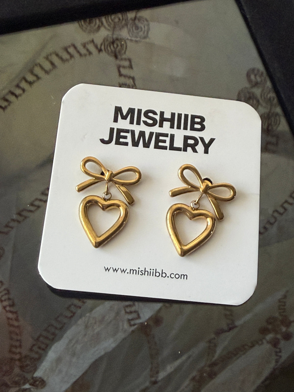 Mini Heart-bows Studs