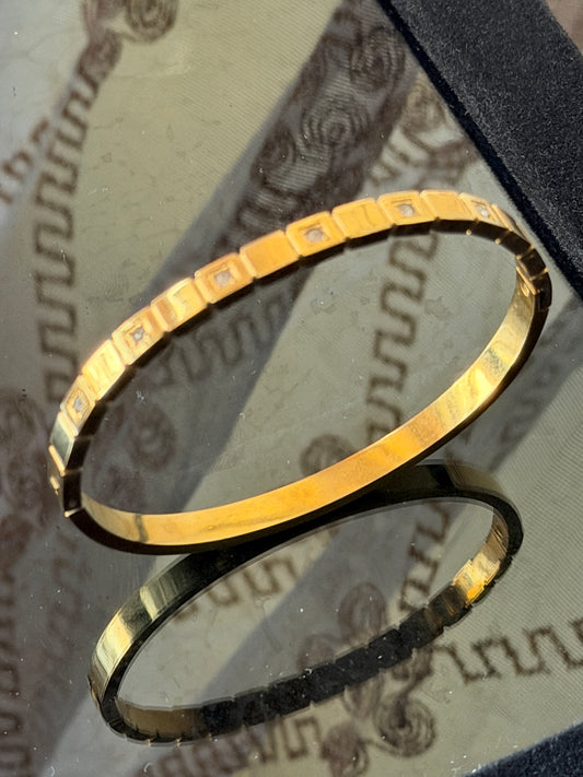 Elegant Bracelet