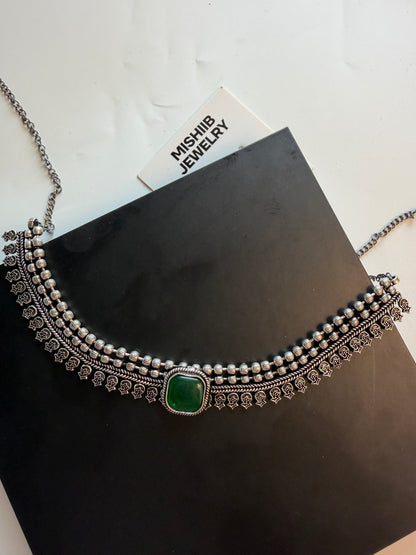 Emerald Stone Choker