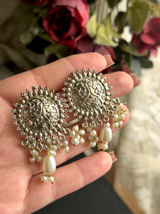 Shamsara Studs