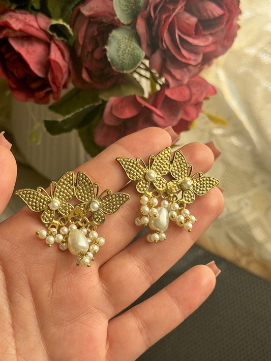 Parvaneh Studs