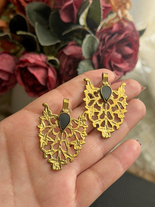 Zarafshan Studs
