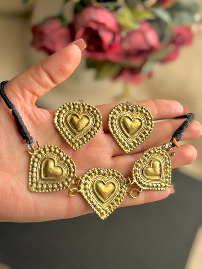 Dilarah Tragon Choker Set