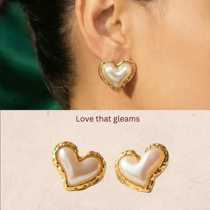 Pearly Studs