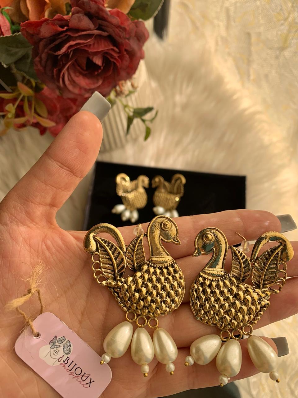 Lustrous Moor Bird Studs