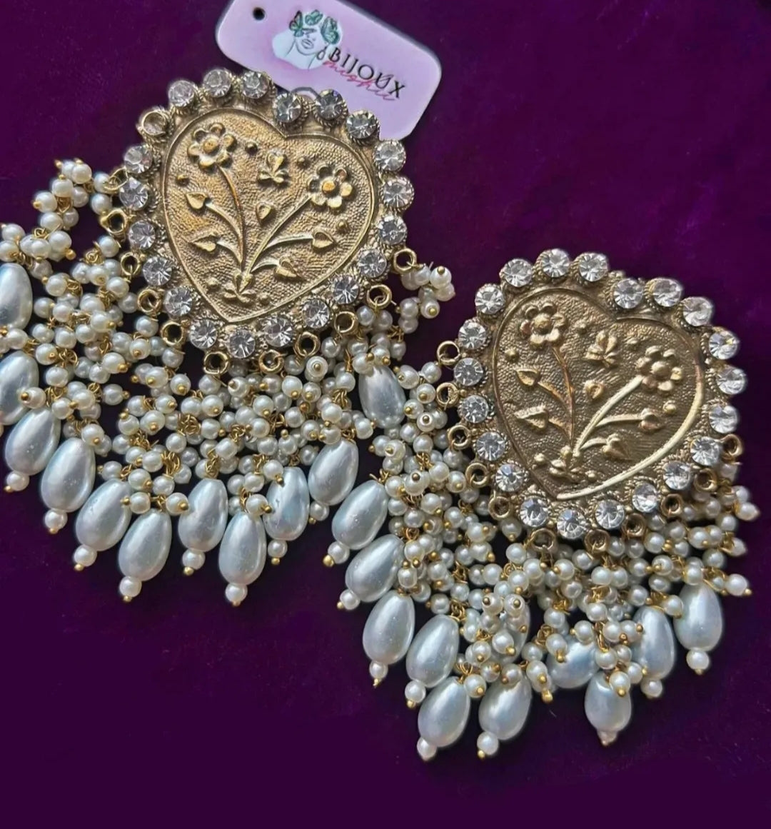 Dusky Tassels Earrings