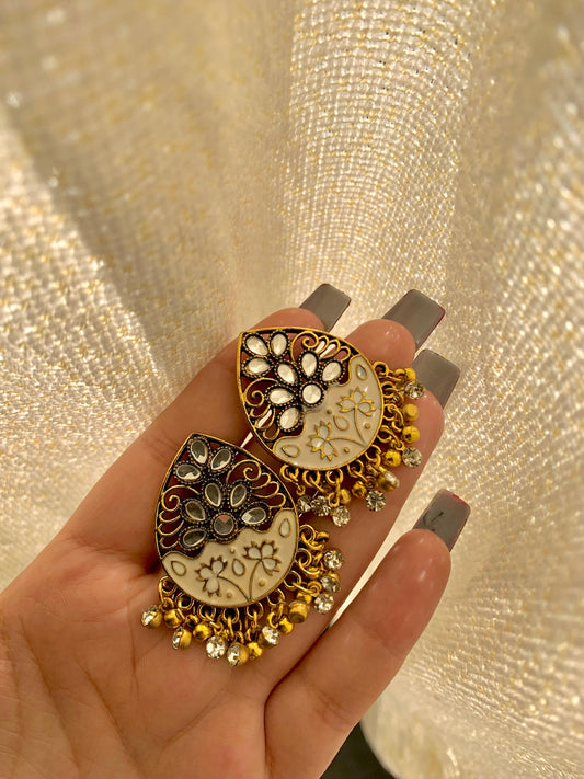 Oxidized Metalic Studs