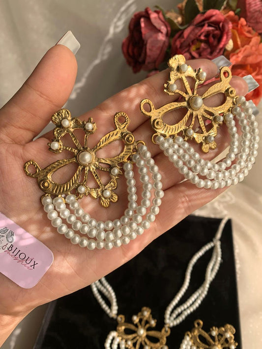 Lunar Gold Pearls Jhumkay