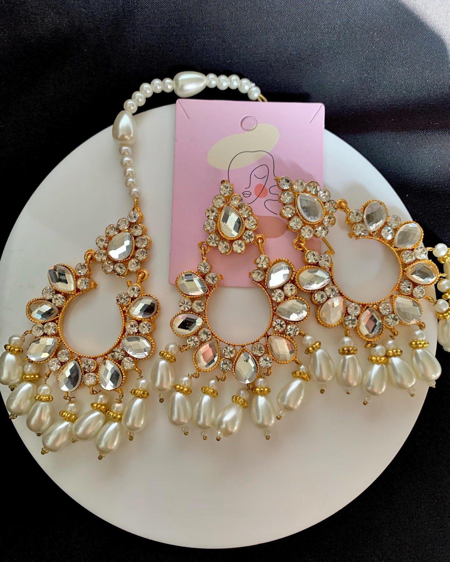 Kundun off-white Maang Tikka & Jhumkay