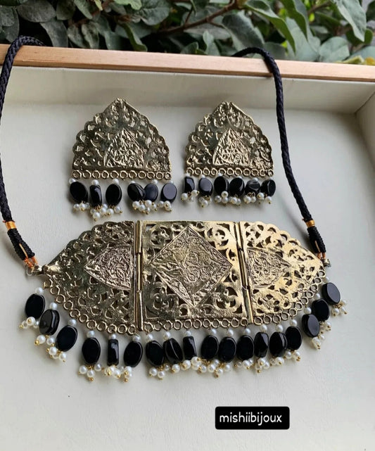 Saffron Black Choker