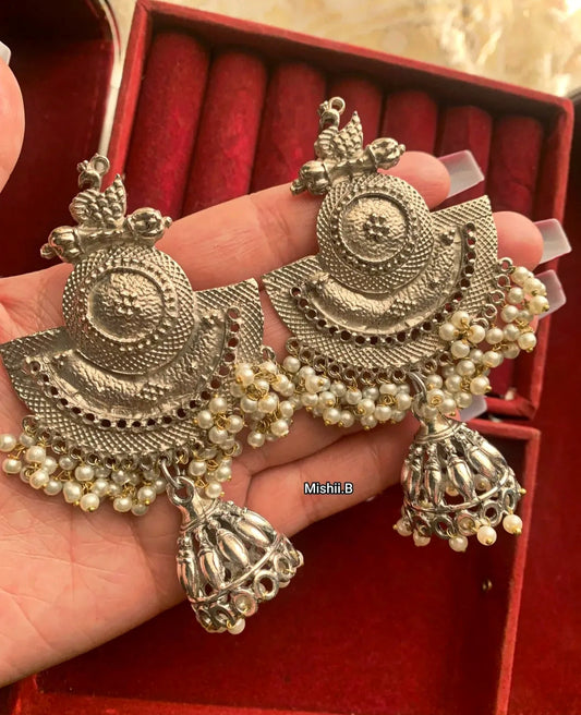 Swans Silver Jhumkay