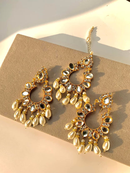 Kundun off-white Maang Tikka & Jhumkay