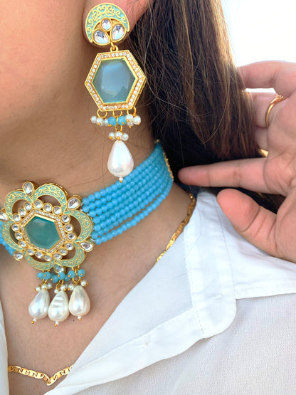 Elegent Turquoise Choker Set